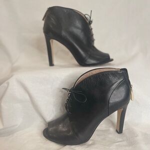 Louise et Cie peep toe ankle boots